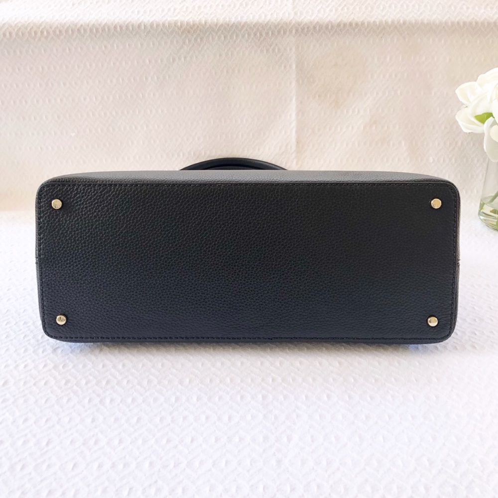 Kate Spade Young Lane Marybeth Tech Bag - Picture 4 of 7